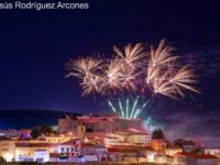 Gran quema de fuegos artificiales