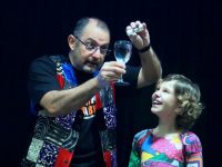  Espectáculo infantil de magia 